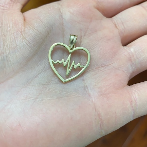 10K Solid Gold Heartbeat Pulse Heart Pendant Charm